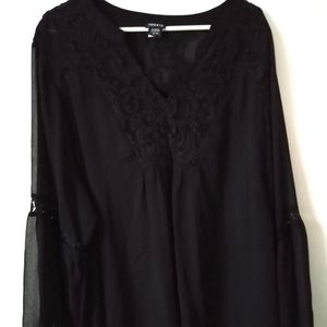 Torrid Sheer Black Top Sz5 NWOT